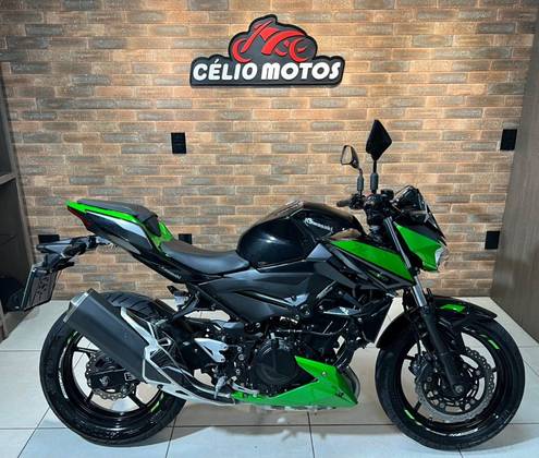 KAWASAKI Z400 